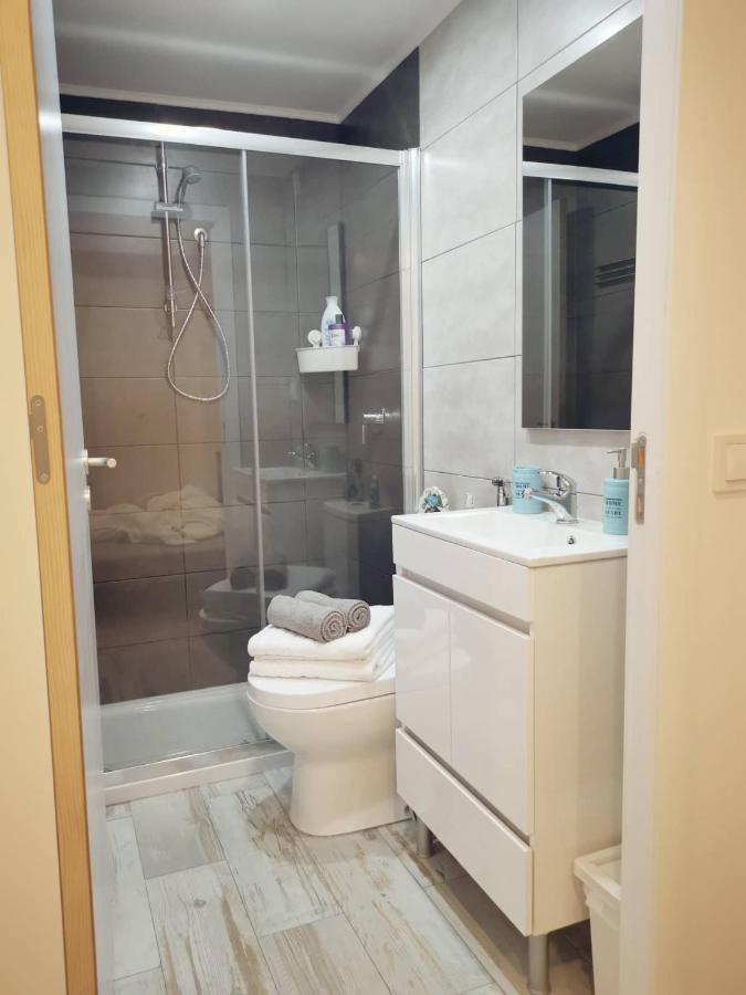 Small House With Private Park And Yard Terrugem Екстер'єр фото